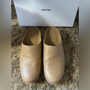 Vince Navina Clogs in Tan